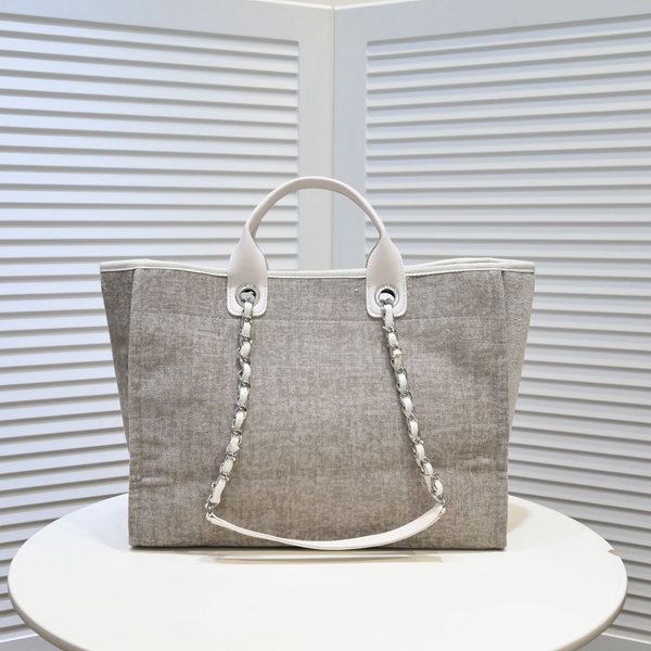 シャネルバッグ側面デザイン